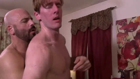 Icon Male - Young DILF loves big dick daddy