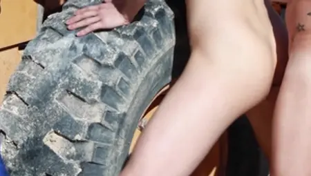Unseen Wanking Unleashes Colleague’s Lust