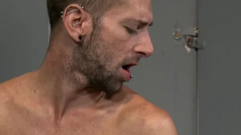 ExtraBigDicks - Gay Dek Reckless getting a facial