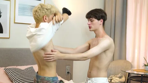 BoyFun - Shaved Elio Pjatteryd blond cumshot sex tape