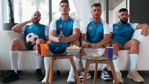 Men: A Frenzied Session Between Commercials
