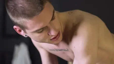 masqulin: 4-Doors Club: Where Fantasies Come True