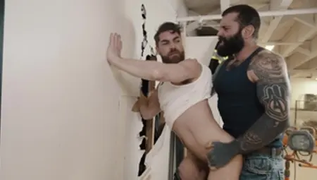 masqulin: Bathroom Renovation Turns into a Scandalous Hookup