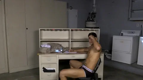 Bromo - Athletic american hunk enjoying big dick daddy