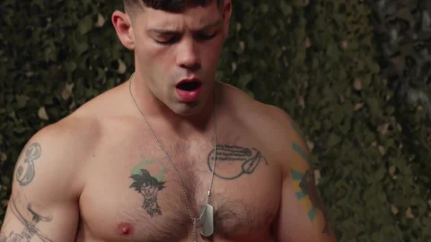 Activeduty: Big dick Jonathan Tylor anal fucks