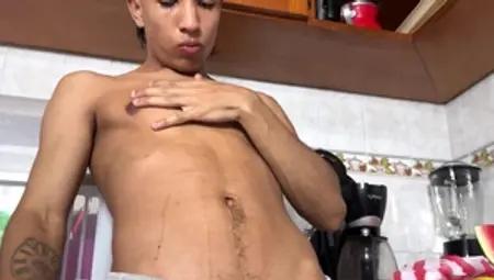 East Boys: Gay Nick fucks with colombian Handjob