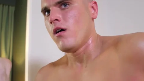 GayRoom: Felix Maze with Giovanni Rosa butt fucking