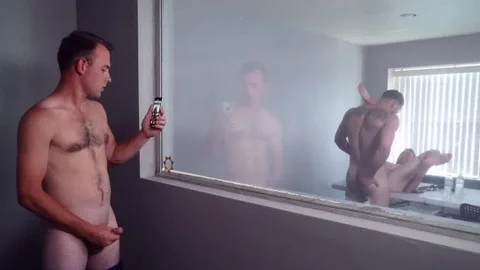 BROMO.com: Real sex accompanied by muscled hunk Ryan Kroger