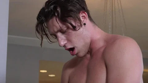 GayRoom - Muscled hunk Paul Canon need rough sex