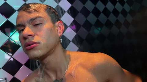 HotAFmen: Warm Water and Twink Self-Love